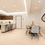 Апартаменти D&r Boutique *