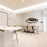 Апартаменти D&r Boutique *